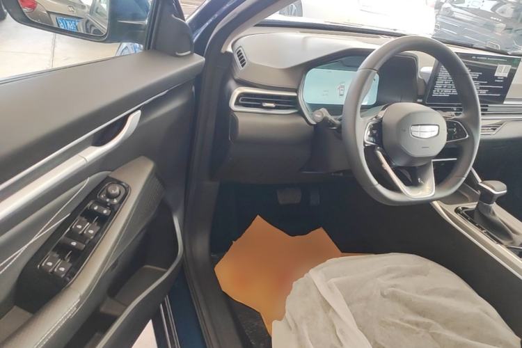 Used Geely Auto Emgrand 2026 Model 4th Generation 4 Millionth Anniversary Edition 1.5L CVT Feiyue Edition Driver Seat