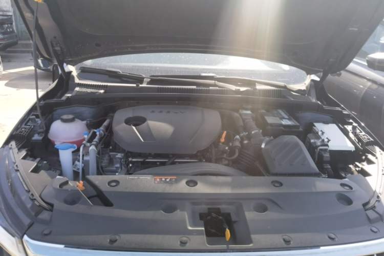Used Geely Auto Emgrand 2026 Model 4th Generation 4 Millionth Anniversary Edition 1.5L CVT Overdrive Edition Engine Bay