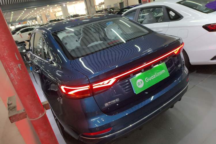 Used Geely Auto Emgrand 2026 Model 4th Generation 4 Millionth Anniversary Edition 1.5L CVT Feiyue Edition Exterior 2
