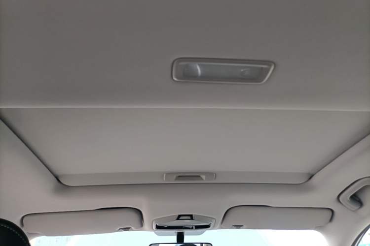 Used Geely Auto Emgrand 2026 Model 4th Generation 4 Millionth Anniversary Edition 1.5L CVT Feiyue Edition Headliner