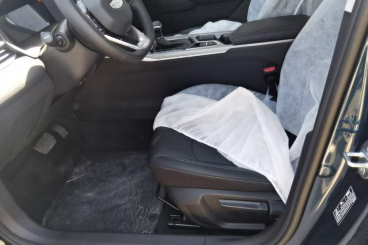 Used Geely Auto Emgrand 2026 Model 4th Generation 4 Millionth Anniversary Edition 1.5L CVT Overdrive Edition Left Front Seat