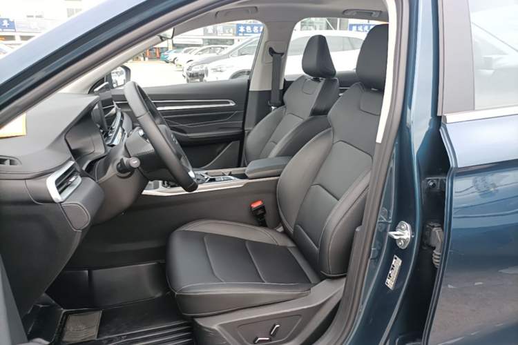 Used Geely Auto Emgrand 2026 Model 4th Generation 4 Millionth Anniversary Edition 1.5L CVT Feiyue Edition Left Front Seat