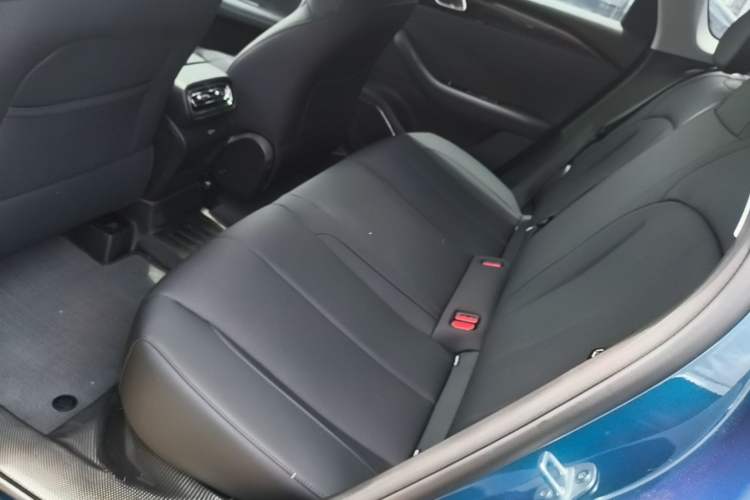 Used Geely Auto Emgrand 2026 Model 5th Generation 1.5L CVT Prestige Edition Left Rear Seat