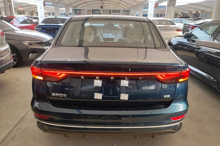 Used Geely Auto Emgrand 2026 Model 4th Generation 4 Millionth Anniversary Edition 1.5L CVT Feiyue Edition Rear