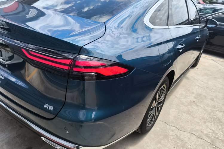 Used Geely Auto Emgrand 2026 Model 5th Generation 1.5L CVT Prestige Edition Right Rear Taillight
