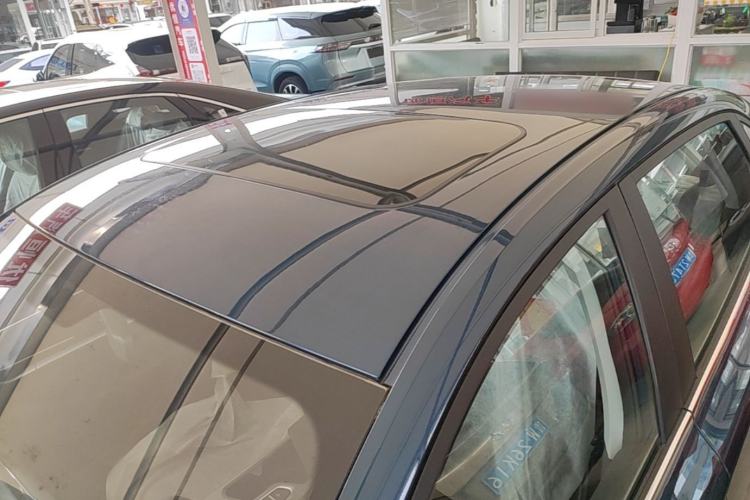 Used Geely Auto Emgrand 2026 Model 4th Generation 4 Millionth Anniversary Edition 1.5L CVT Feiyue Edition Roof