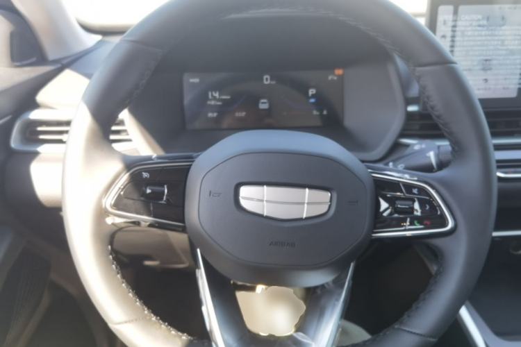 Used Geely Auto Emgrand 2026 Model 4th Generation 4 Millionth Anniversary Edition 1.5L CVT Overdrive Edition Steering Wheel