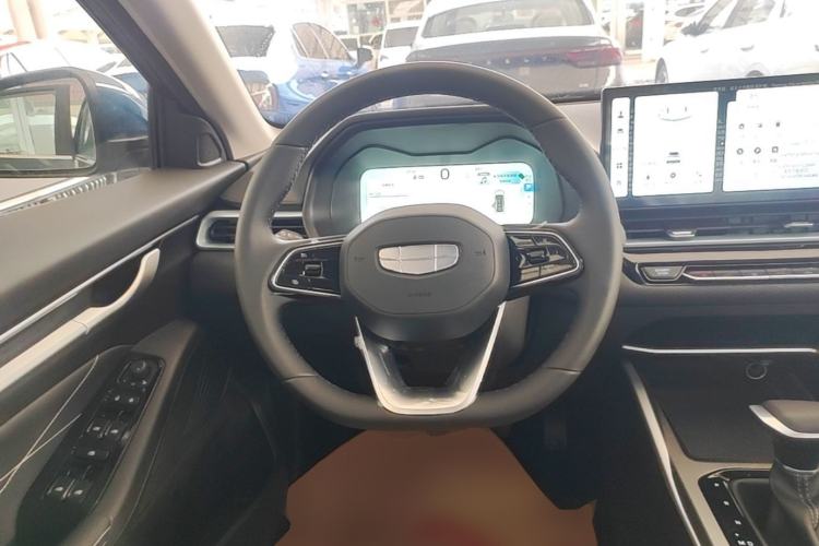 Used Geely Auto Emgrand 2026 Model 4th Generation 4 Millionth Anniversary Edition 1.5L CVT Feiyue Edition Steering Wheel