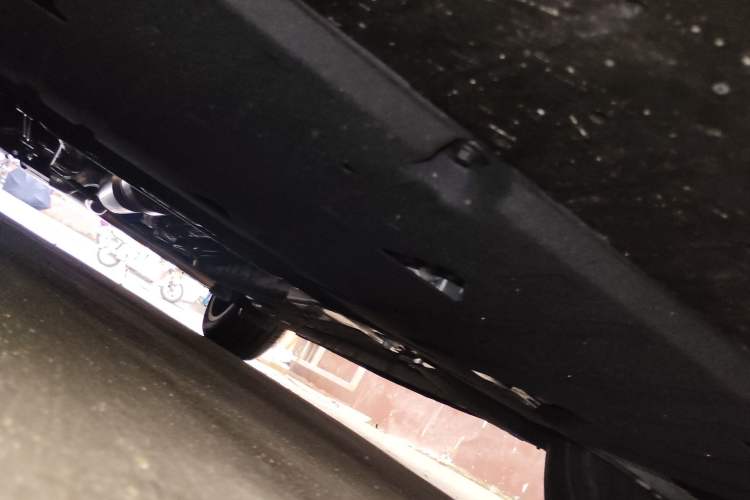 Used Geely Auto Emgrand 2026 Model 5th Generation 1.5T DCT Flagship Edition Chassis Front