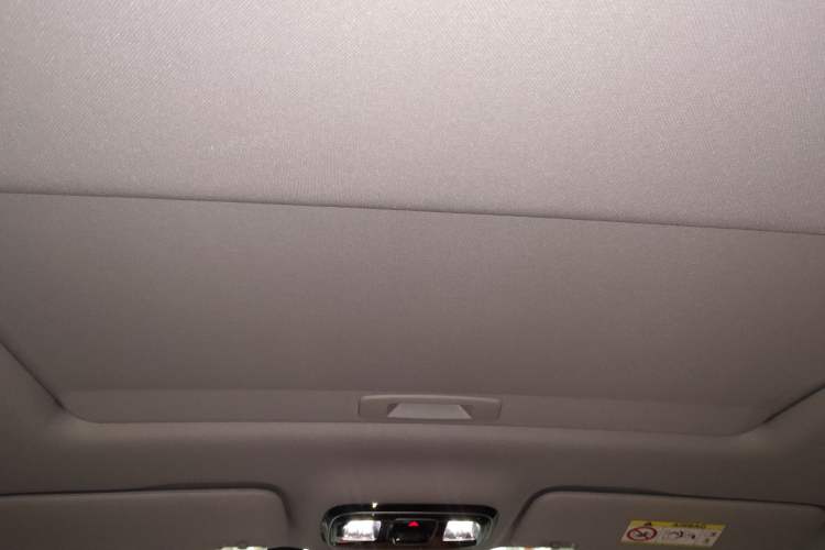 Used Geely Auto Emgrand 2026 Model 5th Generation 1.5T DCT Flagship Edition Headliner