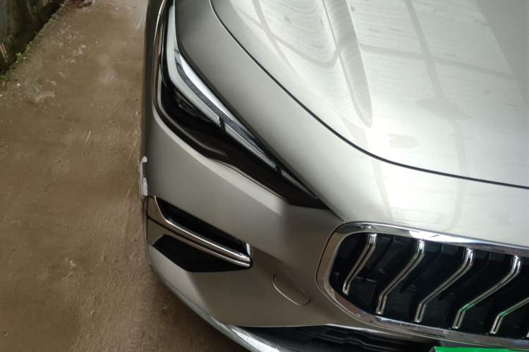 Used Geely Auto Emgrand 2026 Model 5th Generation 1.5T DCT Flagship Edition Right Front Headlight