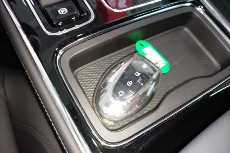 Used Geely Auto Emgrand 2026 Model 5th Generation 1.5L CVT Prestige Edition Vehicle Key