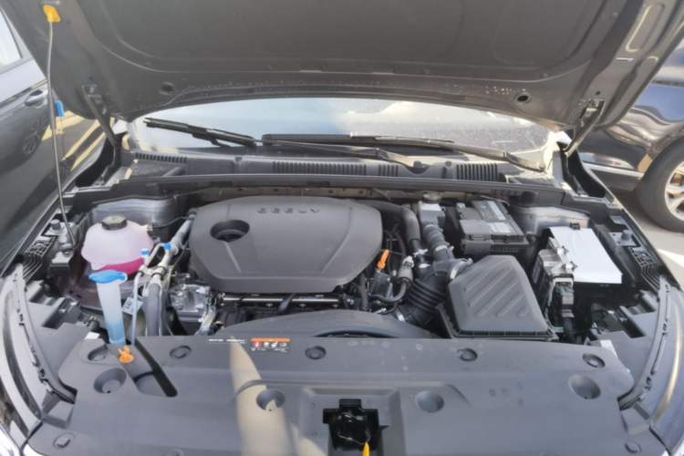 Used Geely Auto Emgrand 2026 Model 4th Generation 4 Millionth Anniversary Edition 1.5L CVT Feiyue Edition Engine Bay
