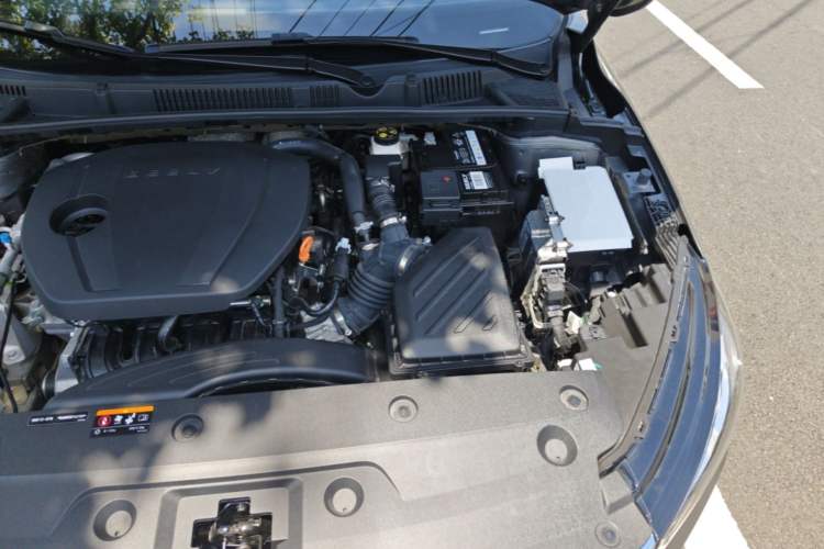 Used Geely Auto Emgrand 2026 Model 4th Generation 4 Millionth Anniversary Edition 1.5L CVT Feiyue Edition Engine Bay Left