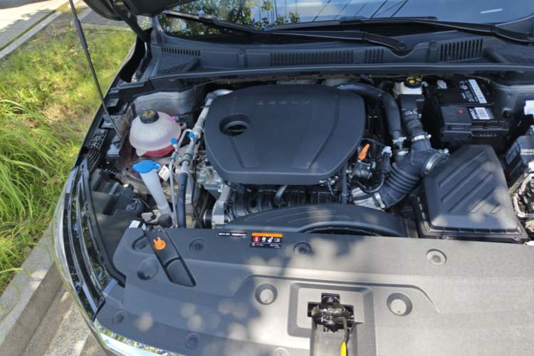 Used Geely Auto Emgrand 2026 Model 4th Generation 4 Millionth Anniversary Edition 1.5L CVT Feiyue Edition Engine Bay Right