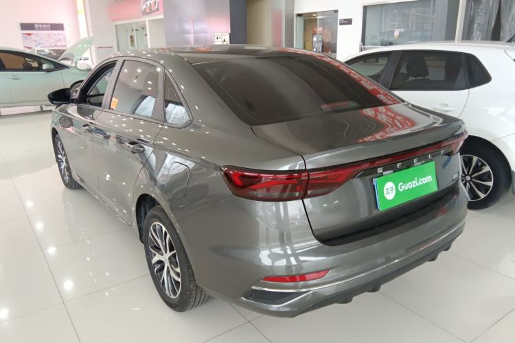 Used Geely Auto Emgrand 2026 Model 4th Generation 4 Millionth Anniversary Edition 1.5L CVT Overdrive Edition Exterior 2