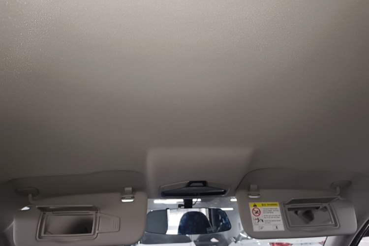 Used Geely Auto Emgrand 2026 Model 4th Generation 4 Millionth Anniversary Edition 1.5L CVT Overdrive Edition Headliner