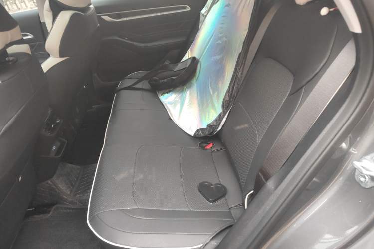 Used Geely Auto Emgrand 2026 Model 4th Generation 4 Millionth Anniversary Edition 1.5L CVT Feiyue Edition Interior 4