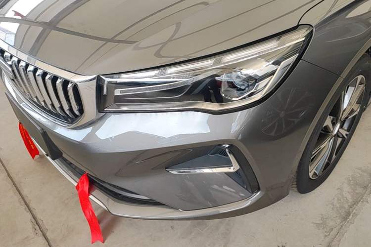 Used Geely Auto Emgrand 2026 Model 4th Generation 4 Millionth Anniversary Edition 1.5L CVT Feiyue Edition Left Front Headlight