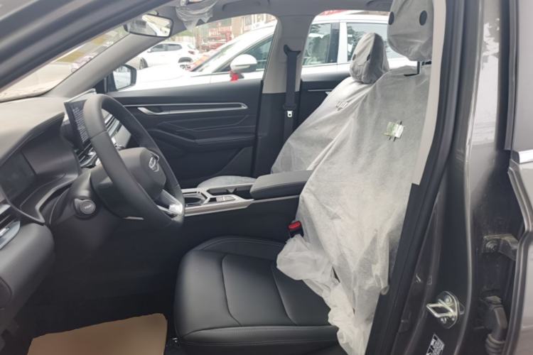 Used Geely Auto Emgrand 2026 Model 4th Generation 4 Millionth Anniversary Edition 1.5L CVT Feiyue Edition Left Front Seat