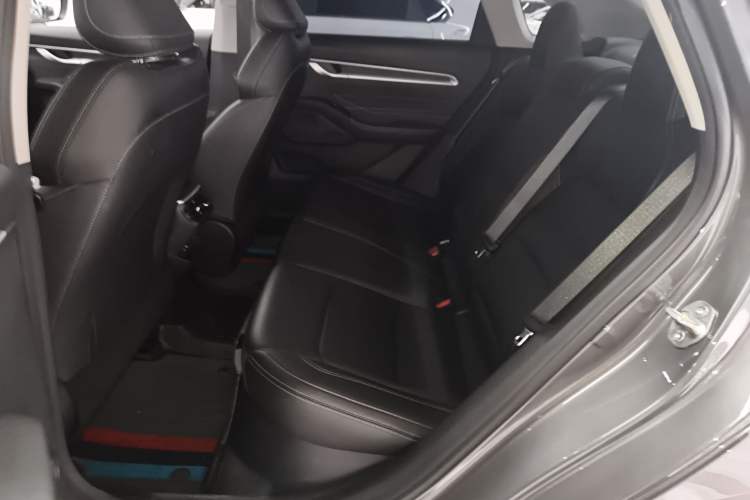 Used Geely Auto Emgrand 2026 Model 4th Generation 4 Millionth Anniversary Edition 1.5L CVT Overdrive Edition Left Rear Seat