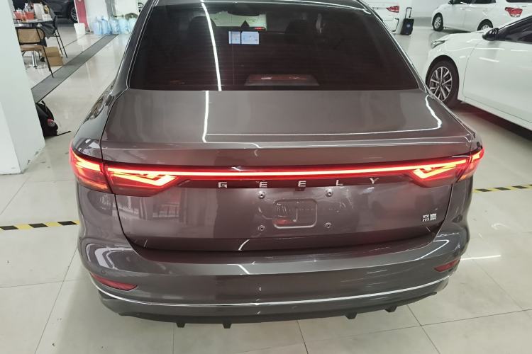Used Geely Auto Emgrand 2026 Model 4th Generation 4 Millionth Anniversary Edition 1.5L CVT Overdrive Edition Rear