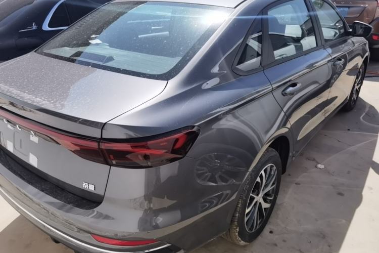 Used Geely Auto Emgrand 2026 Model 4th Generation 4 Millionth Anniversary Edition 1.5L CVT Overdrive Edition Rear Right 45 Deg