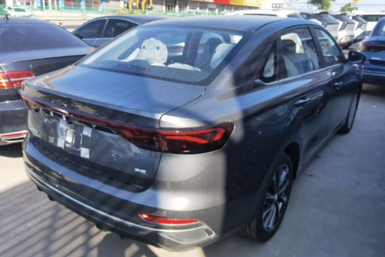 Used Geely Auto Emgrand 2026 Model 4th Generation 4 Millionth Anniversary Edition 1.5L CVT Feiyue Edition Rear Right 45 Deg