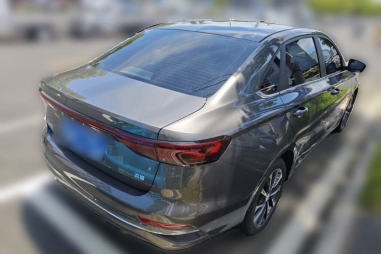 Used Geely Auto Emgrand 2026 Model 4th Generation 4 Millionth Anniversary Edition 1.5L CVT Feiyue Edition Rear Right 45 Deg