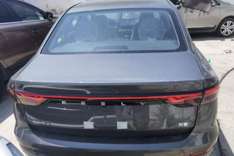 Used Geely Auto Emgrand 2026 Model 4th Generation 4 Millionth Anniversary Edition 1.5L CVT Feiyue Edition Rear