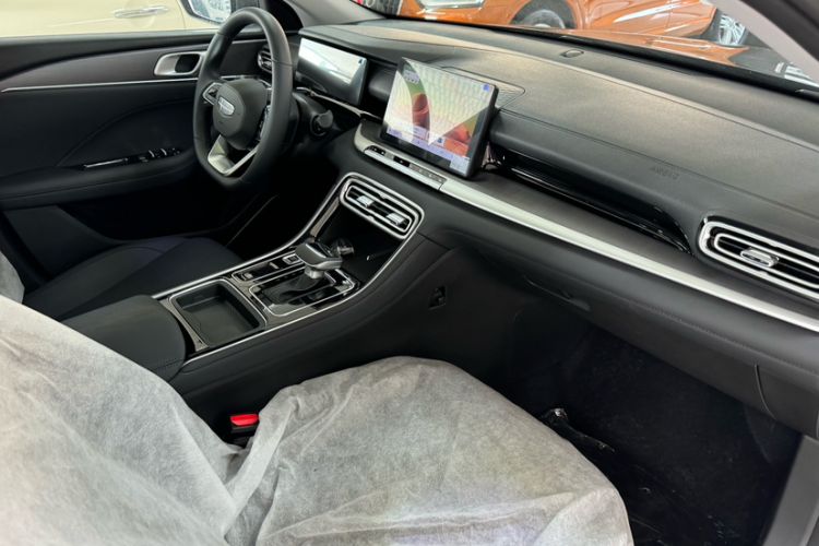 Used Geely Auto Emgrand 2026 Model 5th Generation 1.5L CVT Luxury Edition Right Front Seat