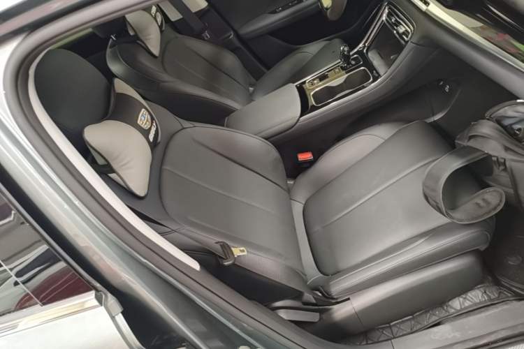 Used Geely Auto Emgrand 2026 Model 5th Generation 1.5T DCT Prestige Edition Right Front Seat