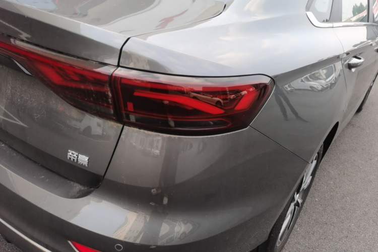 Used Geely Auto Emgrand 2026 Model 4th Generation 4 Millionth Anniversary Edition 1.5L CVT Excellence Edition Right Rear Taillight