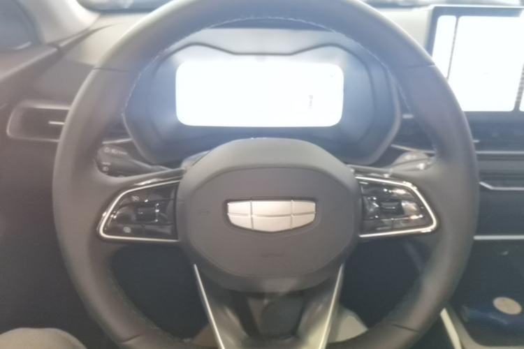 Used Geely Auto Emgrand 2026 Model 4th Generation 4 Millionth Anniversary Edition 1.5L CVT Feiyue Edition Steering Wheel