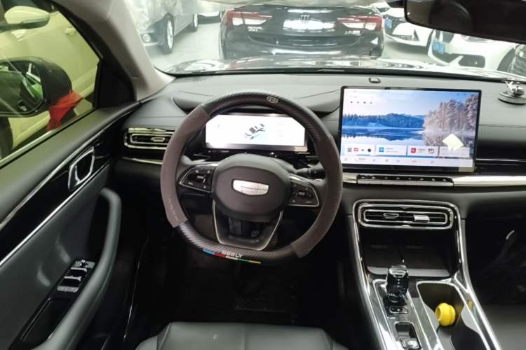 Used Geely Auto Emgrand 2026 Model 5th Generation 1.5T DCT Prestige Edition Steering Wheel