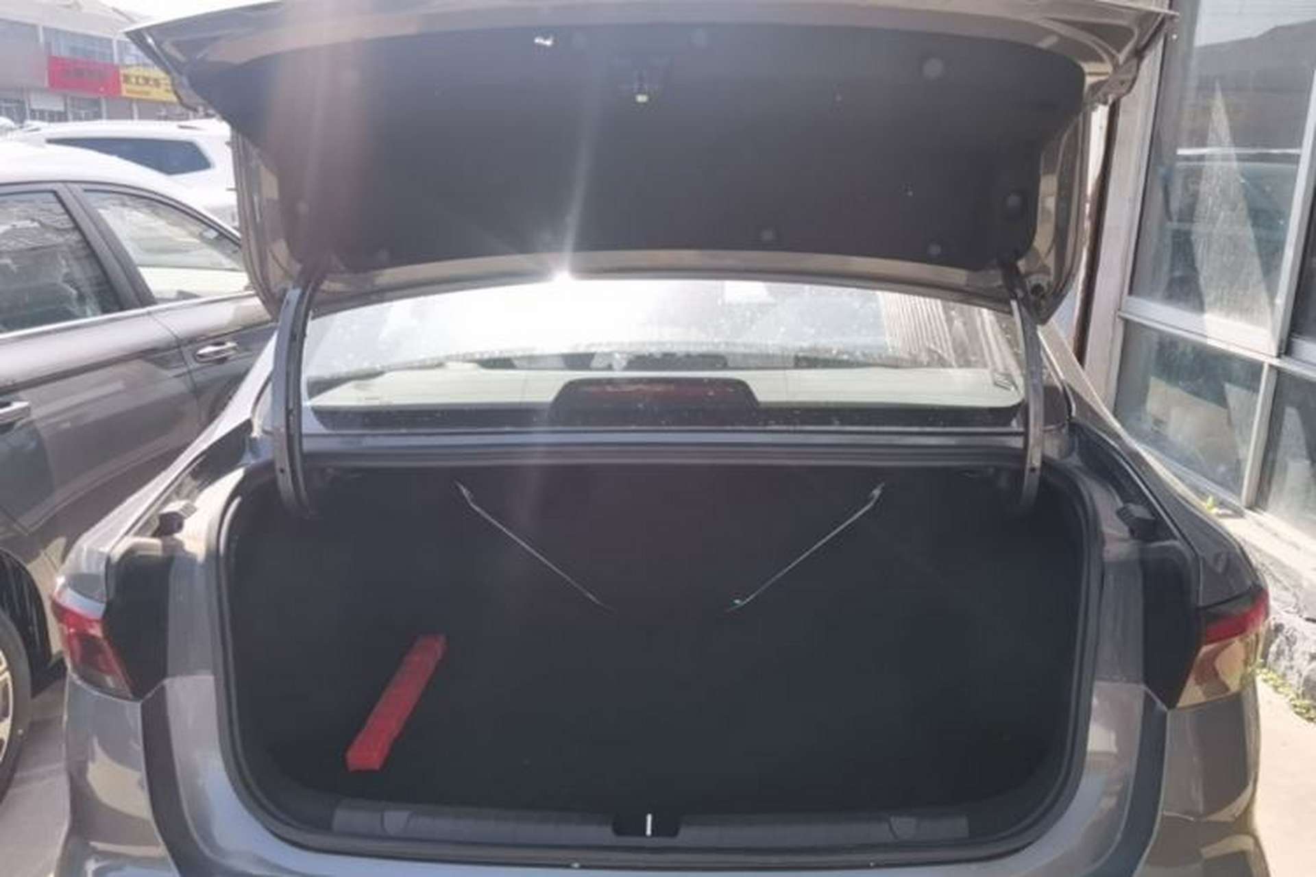 Used Geely Auto Emgrand 2026 Model 4th Generation 4 Millionth Anniversary Edition 1.5L CVT Overdrive Edition Trunk