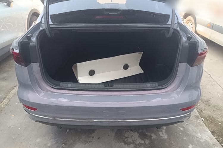 Used Geely Auto Emgrand 2026 Model 4th Generation 4 Millionth Anniversary Edition 1.5L CVT Excellence Edition Trunk