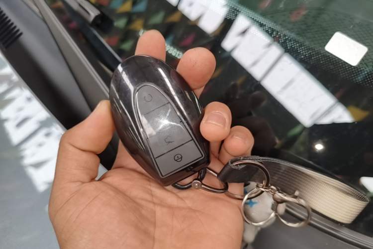 Used Geely Auto Emgrand 2026 Model 5th Generation 1.5T DCT Prestige Edition Vehicle Key