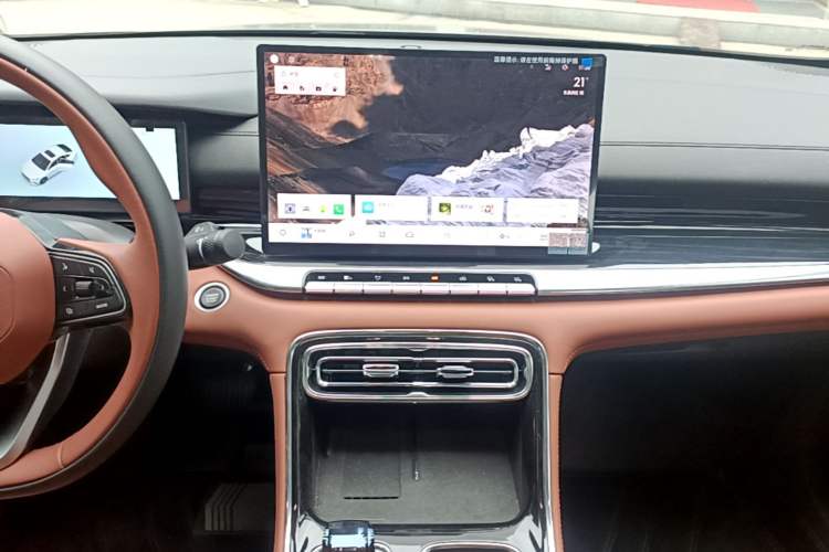 Used Geely Auto Emgrand 2026 Model 5th Generation 1.5T DCT Flagship Edition Audio And AC Panel