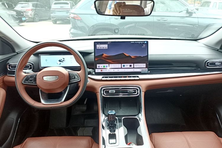 Used Geely Auto Emgrand 2026 Model 5th Generation 1.5T DCT Flagship Edition Center Console
