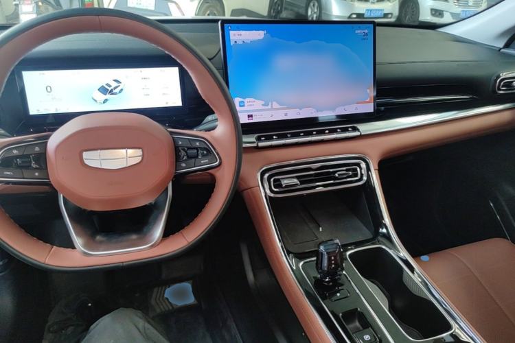 Used Geely Auto Emgrand 2026 Model 5th Generation 1.5T DCT Flagship Edition Center Console