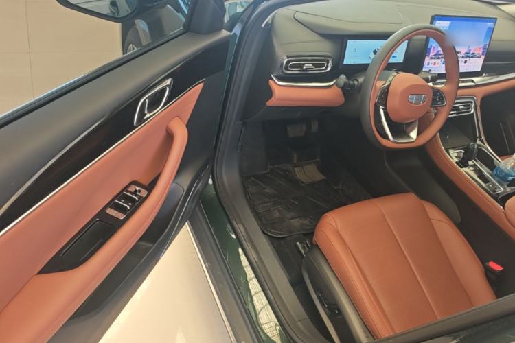 Used Geely Auto Emgrand 2026 Model 5th Generation 1.5T DCT Flagship Edition Driver Seat