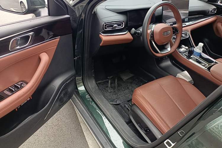 Used Geely Auto Emgrand 2026 Model 5th Generation 1.5T DCT Flagship Edition Driver Seat