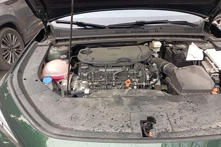 Used Geely Auto Emgrand 2026 Model 5th Generation 1.5T DCT Flagship Edition Engine Bay Right