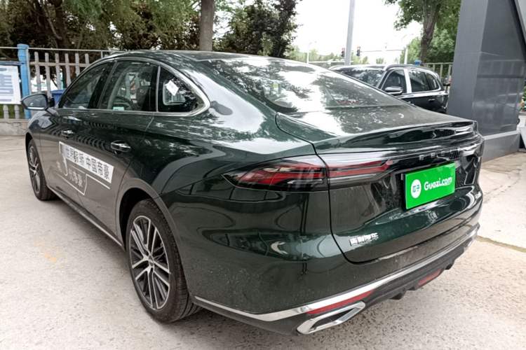 Used Geely Auto Emgrand 2026 Model 5th Generation 1.5T DCT Flagship Edition Exterior 2