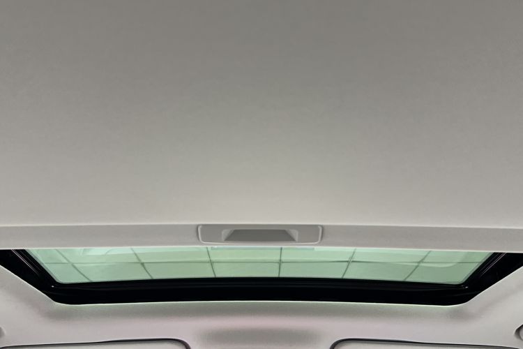 Used Geely Auto Emgrand 2026 Model 5th Generation 1.5T DCT Flagship Edition Headliner
