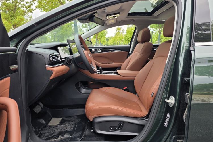 Used Geely Auto Emgrand 2026 Model 5th Generation 1.5T DCT Flagship Edition Interior 2