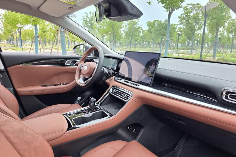 Used Geely Auto Emgrand 2026 Model 5th Generation 1.5T DCT Flagship Edition Interior 9