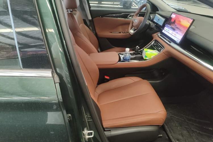 Used Geely Auto Emgrand 2026 Model 5th Generation 1.5T DCT Flagship Edition Right Front Seat