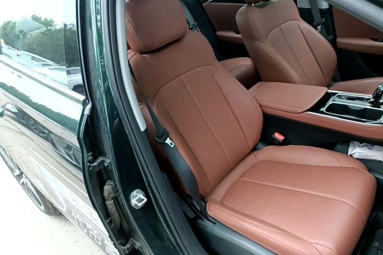 Used Geely Auto Emgrand 2026 Model 5th Generation 1.5T DCT Flagship Edition Right Front Seat